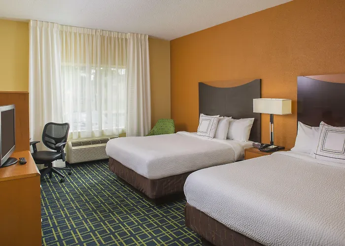 Express By Marriott Hotel 3*