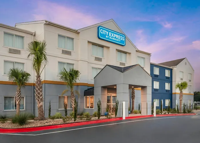 Hotel Express By Marriott 3*