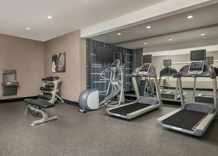 Hotel Express By Marriott Lafayette
