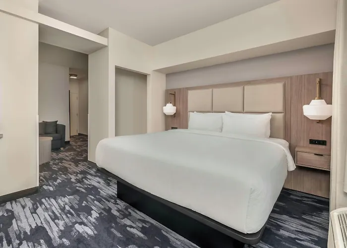 Hotel Express By Marriott 3*
